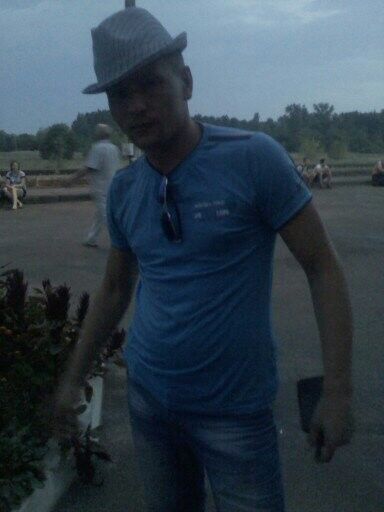  ,   Artur, 36 ,   