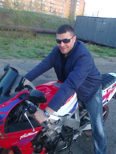   ,   Roman, 43 ,   