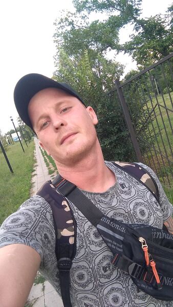  ,   Sergey, 33 ,   