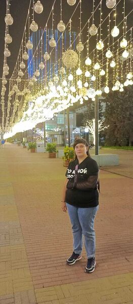  ,   Larisa, 20 ,   c , 