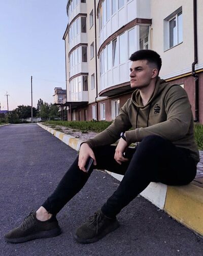  Soho,   Sergiy, 29 ,   ,   