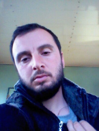  ,   Ilia, 40 ,   