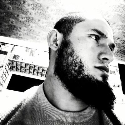 ,   Amir, 31 ,   c 