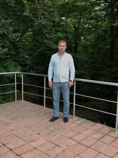  ,   Aziq, 42 ,   ,   