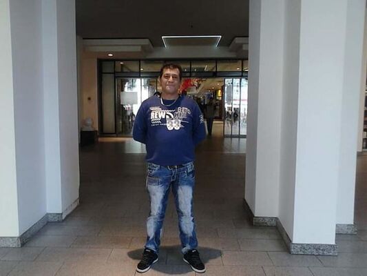  ,   Krasimir, 48 ,   ,   , c 