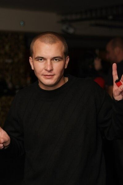  -,   Anton, 36 ,   ,   