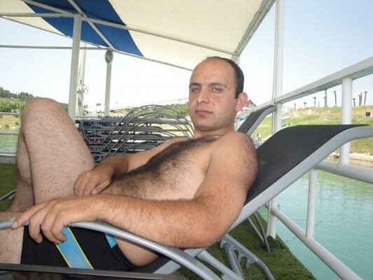  ,   Dato, 42 ,   