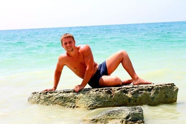  ,   Andrei, 38 ,   ,   , c 