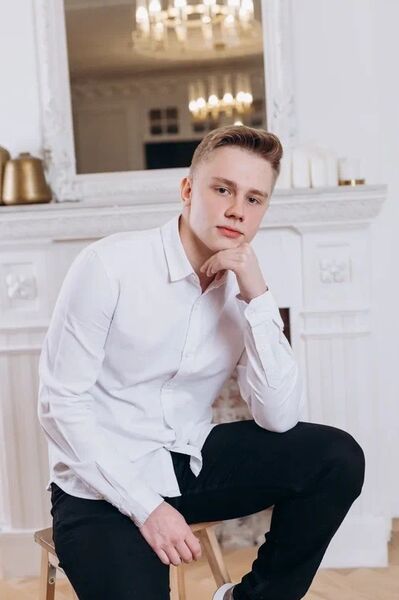  -,   Alexander, 21 ,   ,   