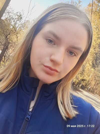  ,   Yulya, 19 ,   