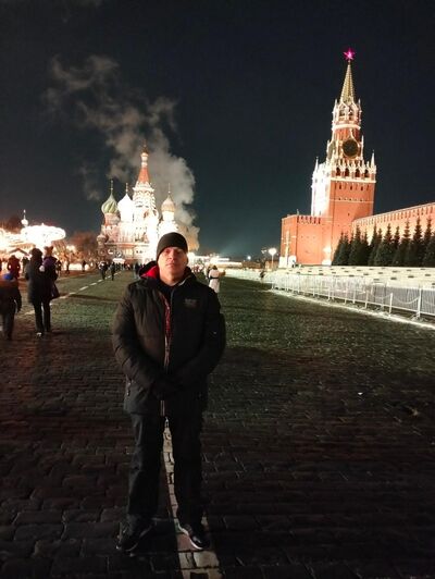  ,   Oleg, 52 ,   c 