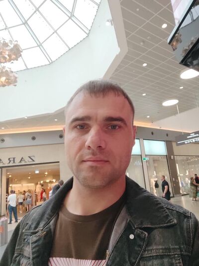  ,   Vikont, 39 ,  