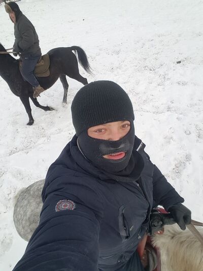  ,   Beek, 32 ,   
