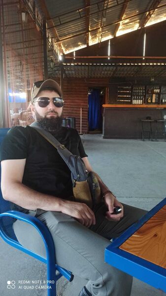  deleted,   Alikhan, 38 ,   ,   