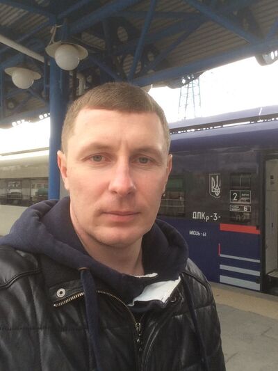  ,   Artem, 40 ,   ,   