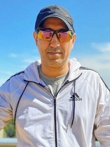  ,   Rinat, 45 ,   ,   , c , 
