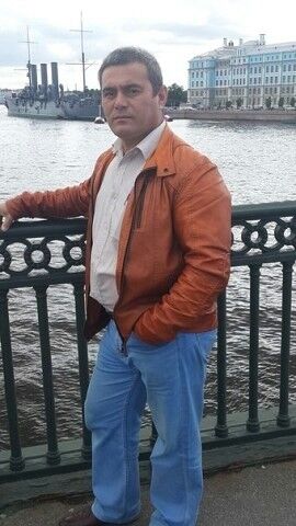  15046251  Abdukodir, 54 ,    