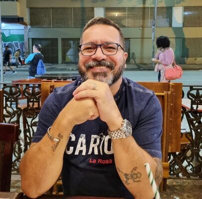  ,   Eric ben, 51 ,   ,   