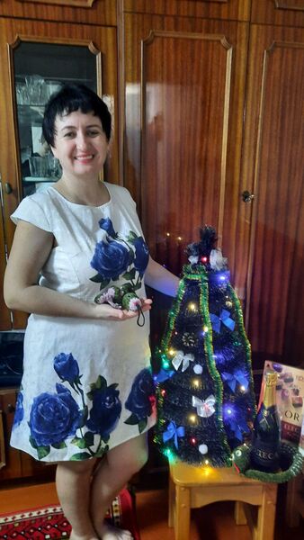  ,   Cvetlana, 42 ,   ,   