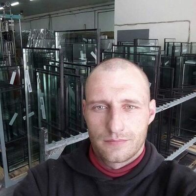  ,   Maxim, 39 ,   ,   