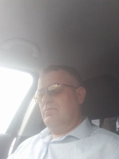 ,   Vlad, 42 ,   c 