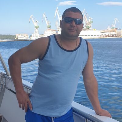  Damme,   , 43 ,   ,   