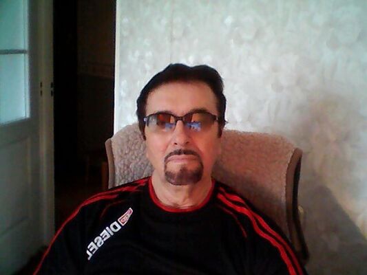  ,   Petr, 82 ,   ,   , c 