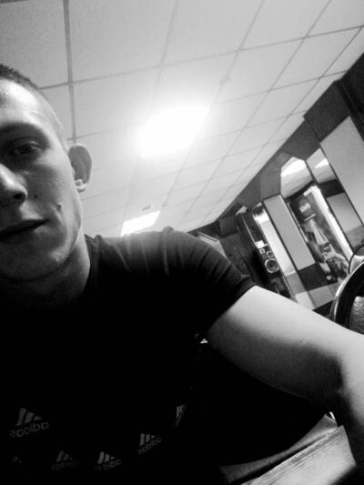  ,   Valentin, 25 ,   ,   , c 