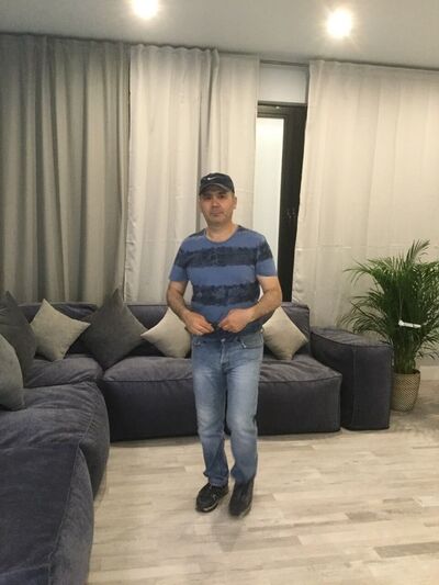  ,   Erhan, 49 ,   ,   