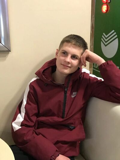  ,   Vlad, 21 ,   ,   