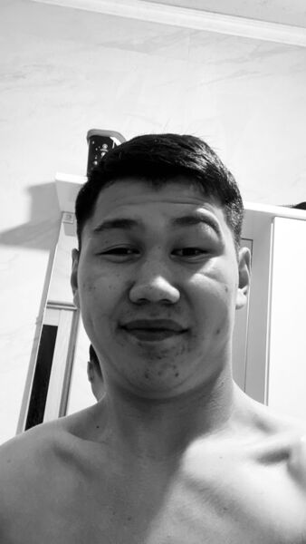  ,   Miko, 22 ,  