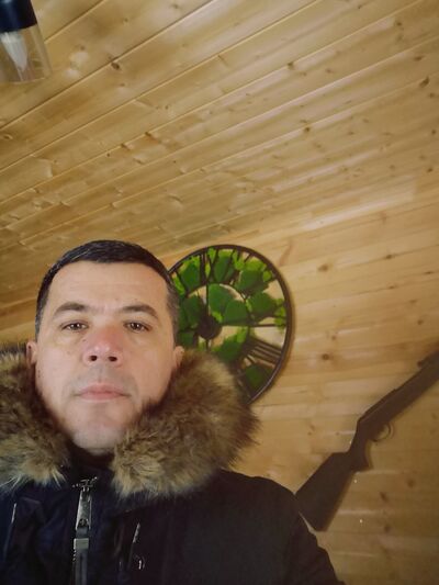  ,   Rystam, 42 ,     , c 