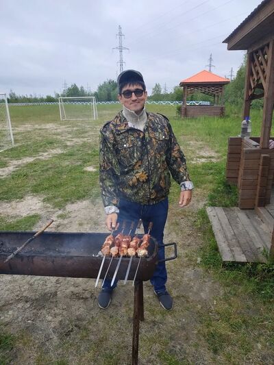  ,   Nikolas, 42 ,   ,   , c 