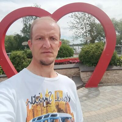  ,   Andrei, 44 ,   ,   , c 