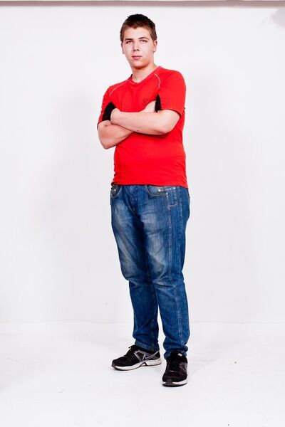  ,   Alex, 32 ,   