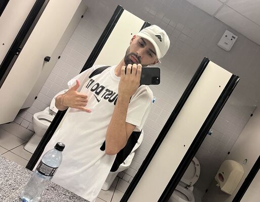  ,   Guilherme, 23 ,   ,   , c , 