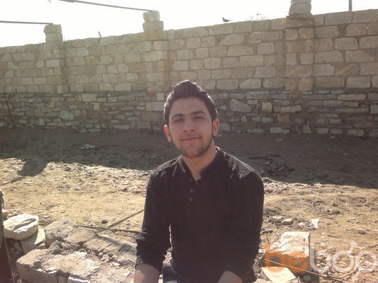  ,   Ayxan, 32 ,   ,   , c 