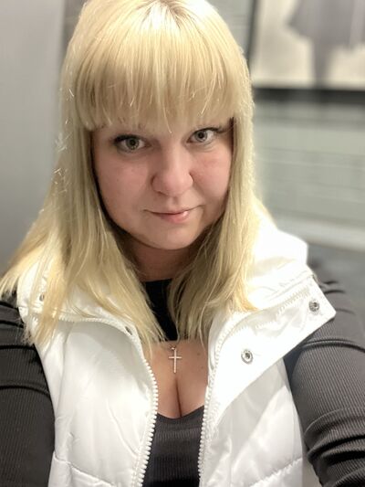  ,   Viktoria, 38 ,   ,   , c 
