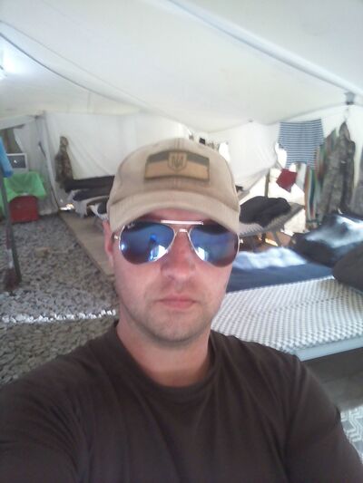  ,   Viktor, 39 ,   ,   , c 