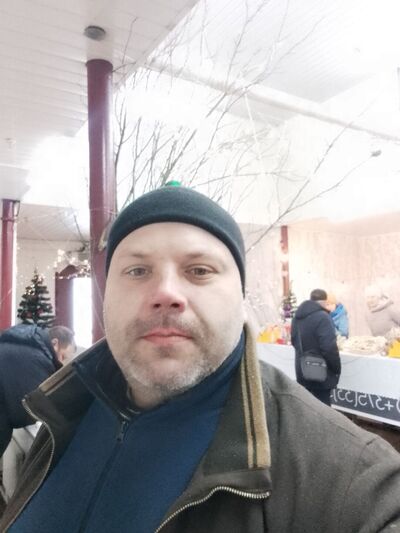  ,   Pavelak, 42 ,   ,   , c , 
