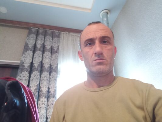  ,   Vale, 44 ,   ,   