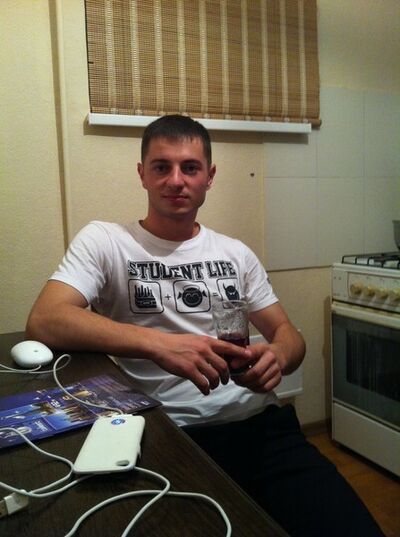  ,   Vadim, 35 ,   
