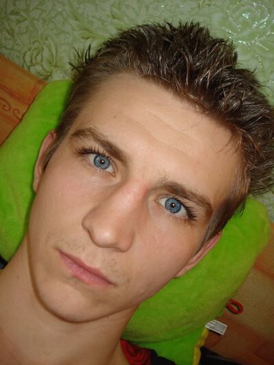  ,   Zevi, 36 ,   ,   