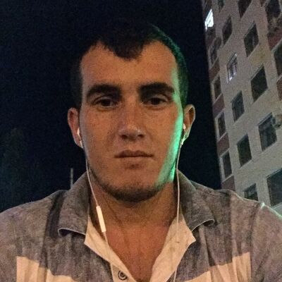  ,   Orunbek, 32 ,   ,   , c 