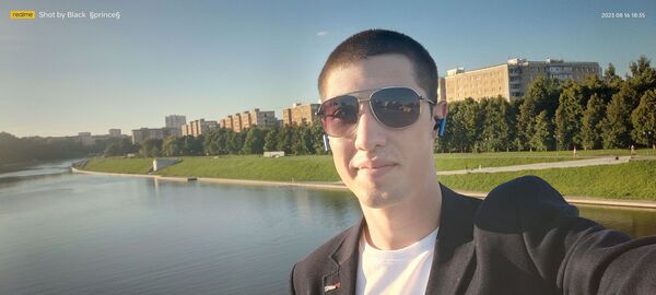 ,   Denis, 23 ,   ,   , c 