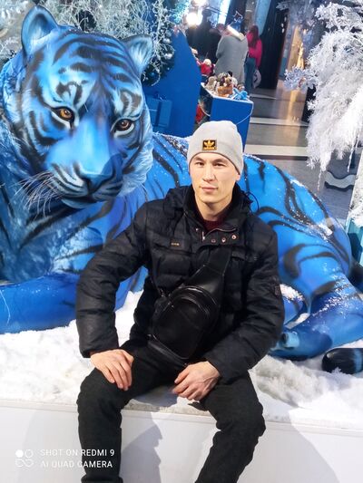  ,   Islombek, 32 ,   ,   