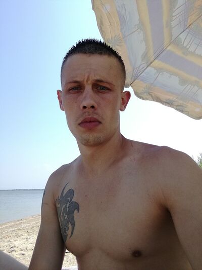  ,   Slavik, 34 ,   
