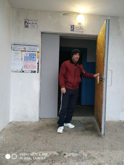  ,   Ali, 49 ,   ,   