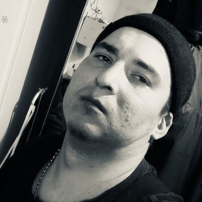  Charenton-le-Pont,   Sergey, 25 ,   ,   