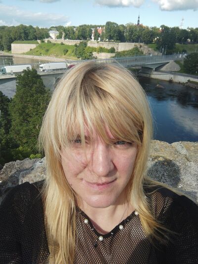  ,   Alina, 37 ,   